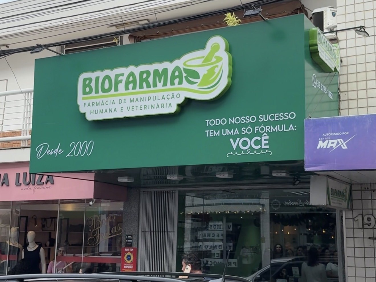 Fachada da Biofarma no Centro de Muriaé